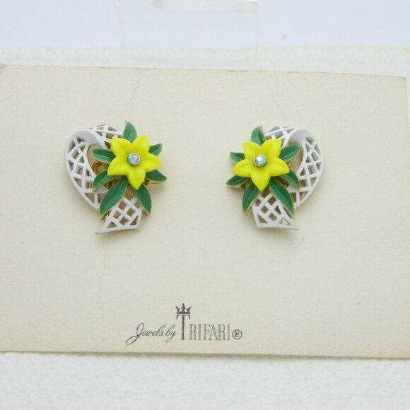 CROWN TRIFARI Gold Tone White Enamel Rhinestone - Picture 1 of 4